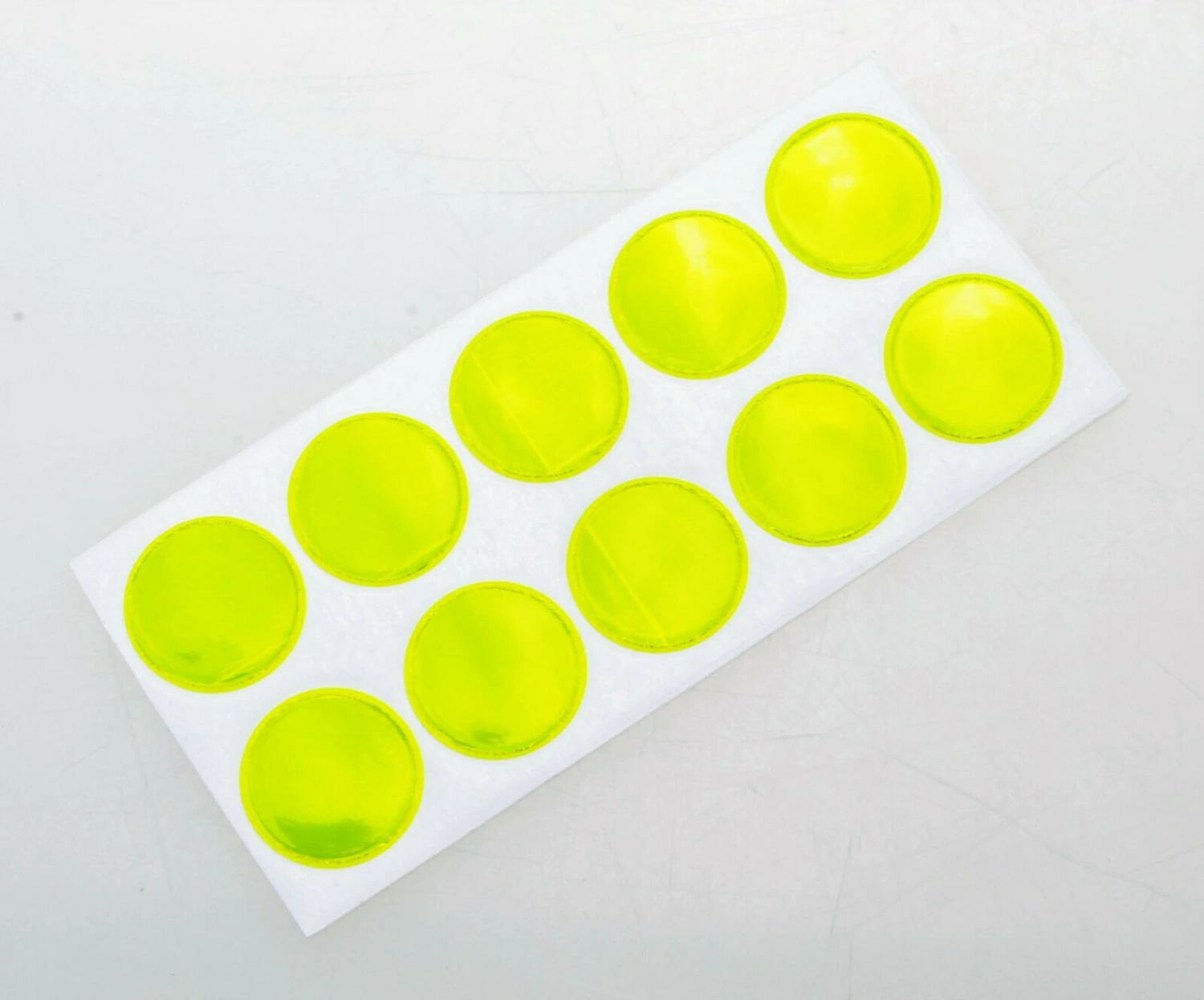 Filmer Selbstklebende Reflektorsticker Rund 10 Stück 3 Filmer Selbstklebende Reflektorsticker Rund 10 Stück