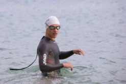 ZOGGS Tiger Titanium Schwimmbrille - Grey Red / Mirror Smoke 10 ZOGGS Tiger Titanium Schwimmbrille - Grey Red / Mirror Smoke -Sportausrüstung 413187 Tiger Titanium Zoggs Head Schwimmbrille 2