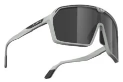 Rudy Project Spinshield Sportbrille - Light Grey Matte / Smoke Black 10 Rudy Project Spinshield Sportbrille - Light Grey Matte / Smoke Black -Sportausrüstung SP721097 0000 Rudy Project Lifestyle Sportbrille Spinshield light grey matte 3